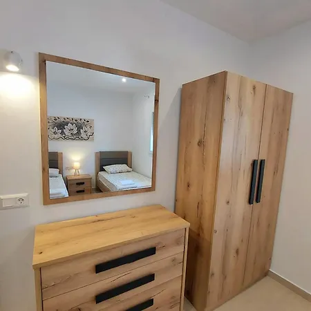 Eleni No2 Apartment *