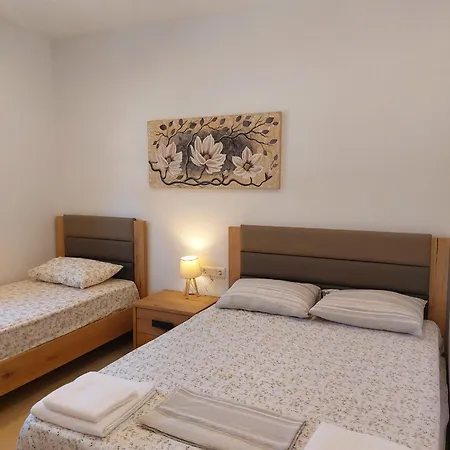 Apartman Eleni No2 Ájosz Górdiosz